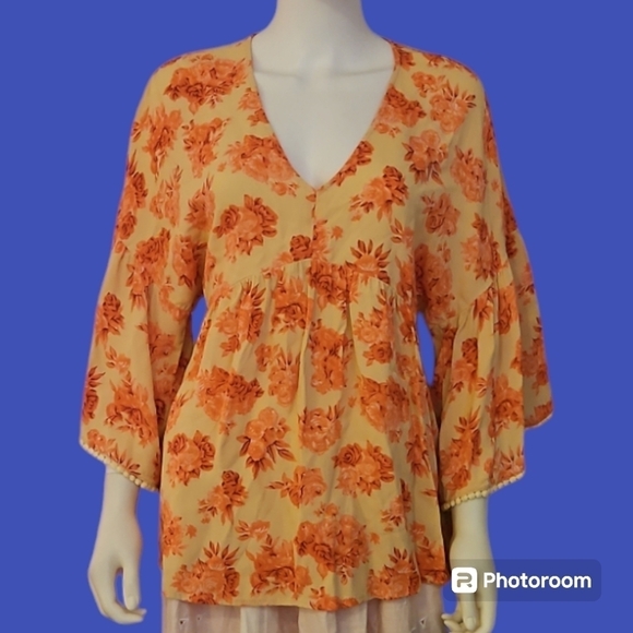 COUSIN EARL Yellow Floral Rose V-Neck Flare Sleeve Blouse - Picture 1 of 7